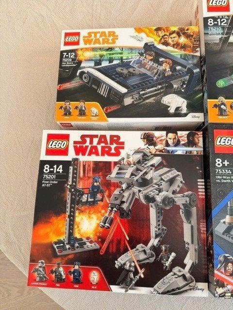 Lego star wars zonder minifiguren 75201 75209 75210 75334, Star Wars, Lego, Ophalen of Verzenden, Zo goed als nieuw