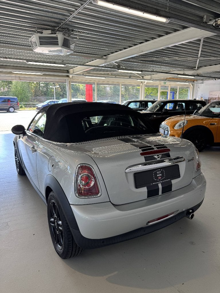 Foto 6 van Mini 1.6 Cooper Roadster 2012 Grijs ( 6 MAANDEN GARANTIE )