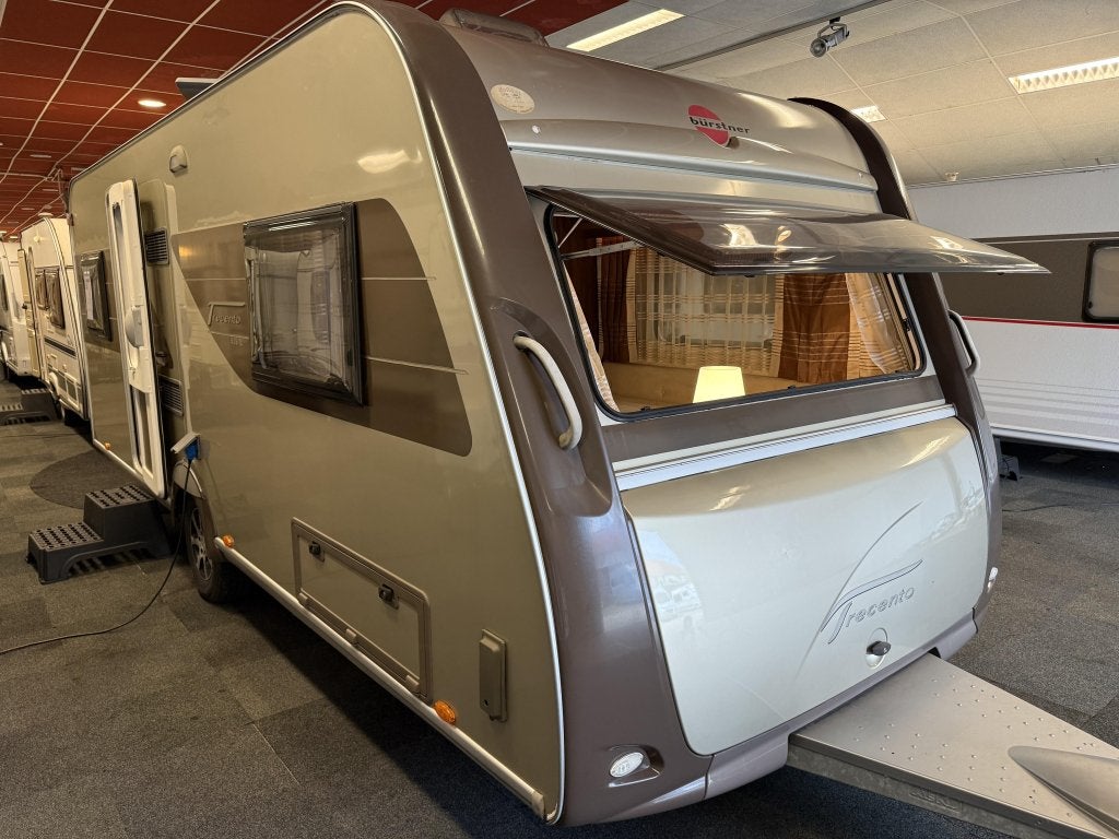 Bürstner TRECENTO 525 TL 2 BEDDEN RONDZIT IN TOPSTA, Rondzit, Bedrijf, Bürstner, 5 tot 6 meter