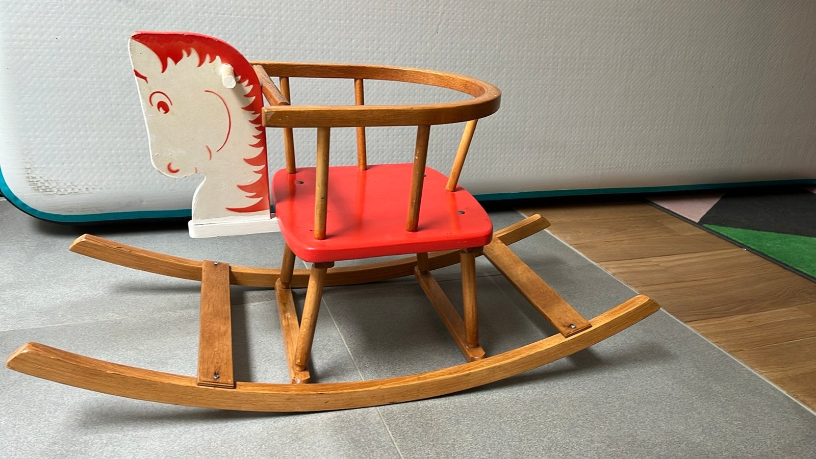 Vintage houten hobbelpaard / schommelstoel voor kinderen, Ophalen, Gebruikt, Jongen of Meisje