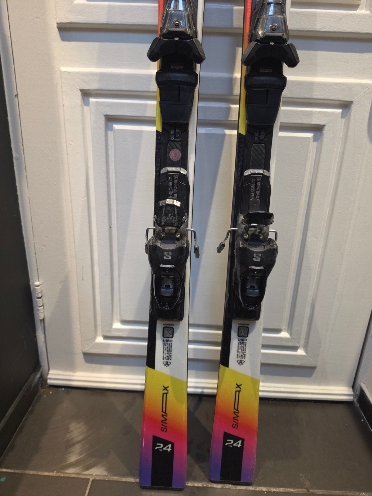 160cm 2025  SALOMON S MAX ENDURANCE 24 ALL ROUND CARVE SKIS, 160 tot 180 cm, Zo goed als nieuw, Carve, Skiën