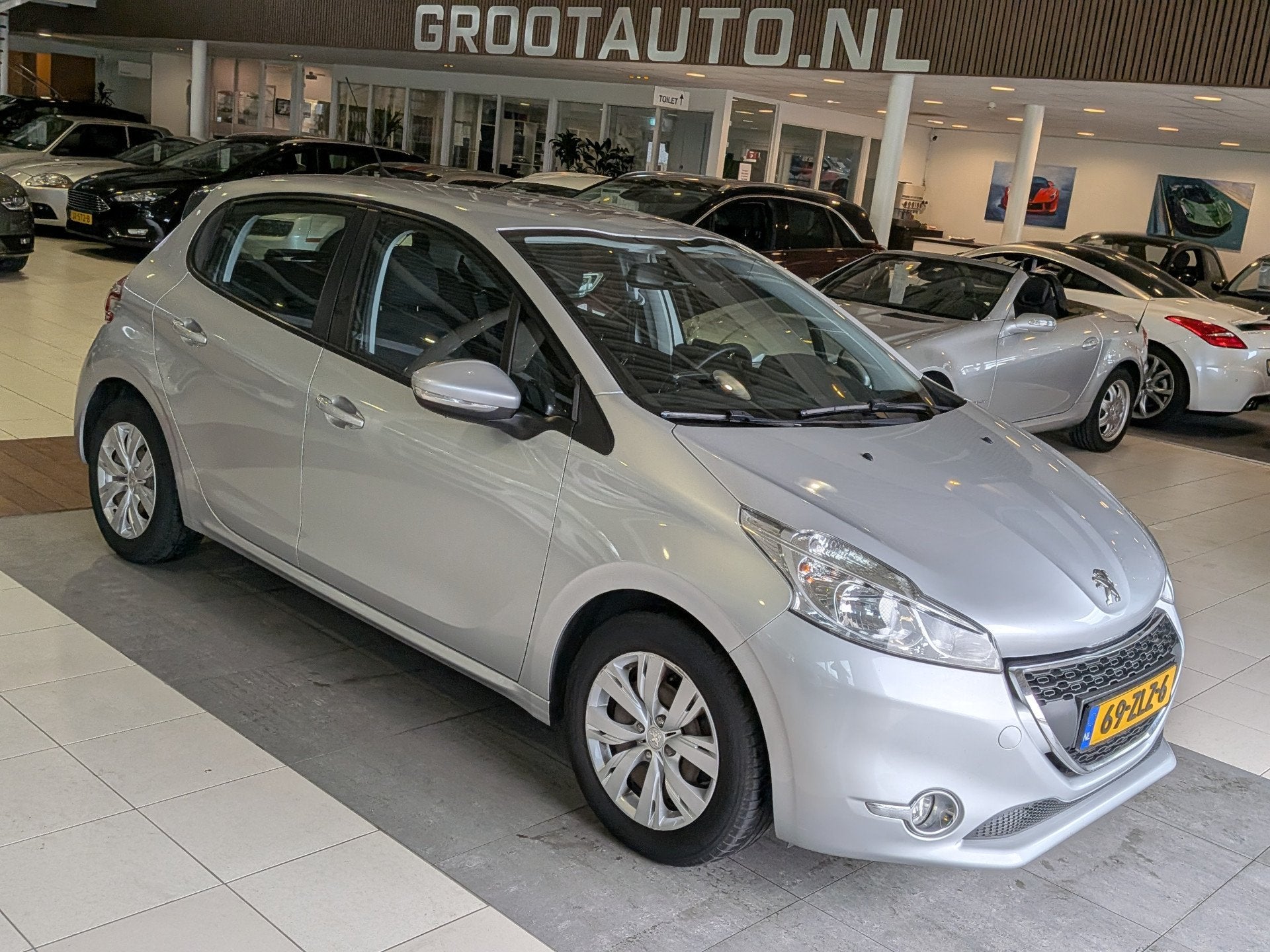 Peugeot 208 1.2 VTi Access Airco, Cruise Control, Stuurbekra, Auto's, Voorwielaandrijving, Euro 5, Stof, Gebruikt