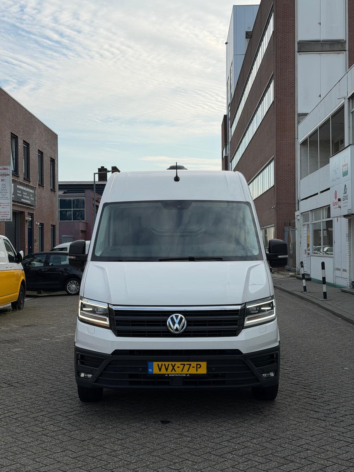 Volkswagen Crafter GB 2.0 TDI 177pk L3h3 364/3500 FWD 2018, Auto's, Stof, Adaptive Cruise Control, 4 cilinders, Volkswagen