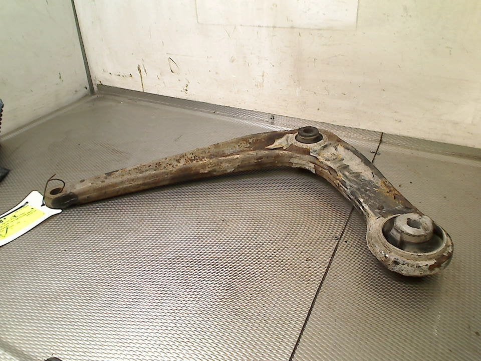 Draagarm Rechts Voor Peugeot Expert (V1/VA/VB/VE/VF/VT/VY), Kontakt-peugeot@peugeot.com, Gebruikt, Peugeot Deutschland GmbH, Bahnhofsplatz, Rüsselsheim 65423, , Duitsland