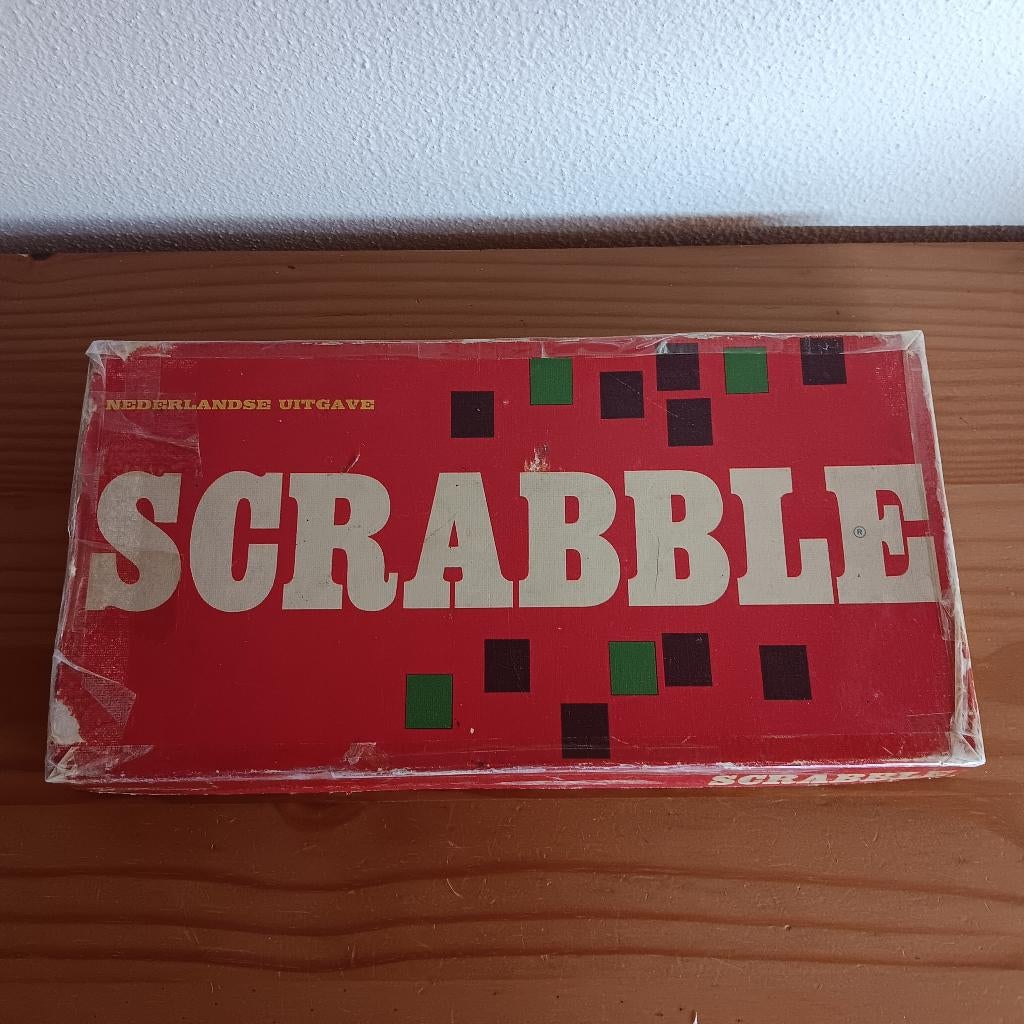 Scrabble, vintage spel uit vervlogen tijden, Hobby en Vrije tijd, Gezelschapsspellen | Bordspellen, Een of twee spelers, Ophalen of Verzenden