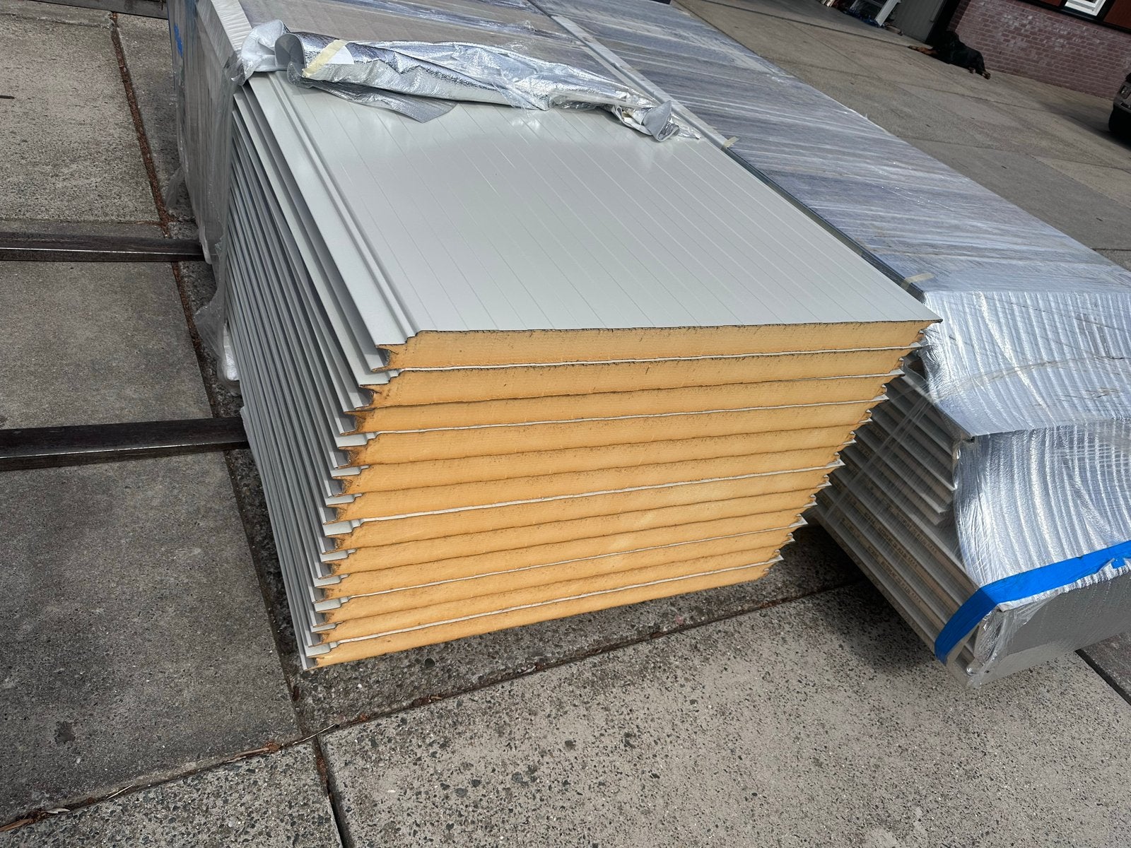 Sandwichpanelen 6cm dik, wit 9002, diverse lengtes, Ophalen, Hardschuim (Pir), 15 m² of meer