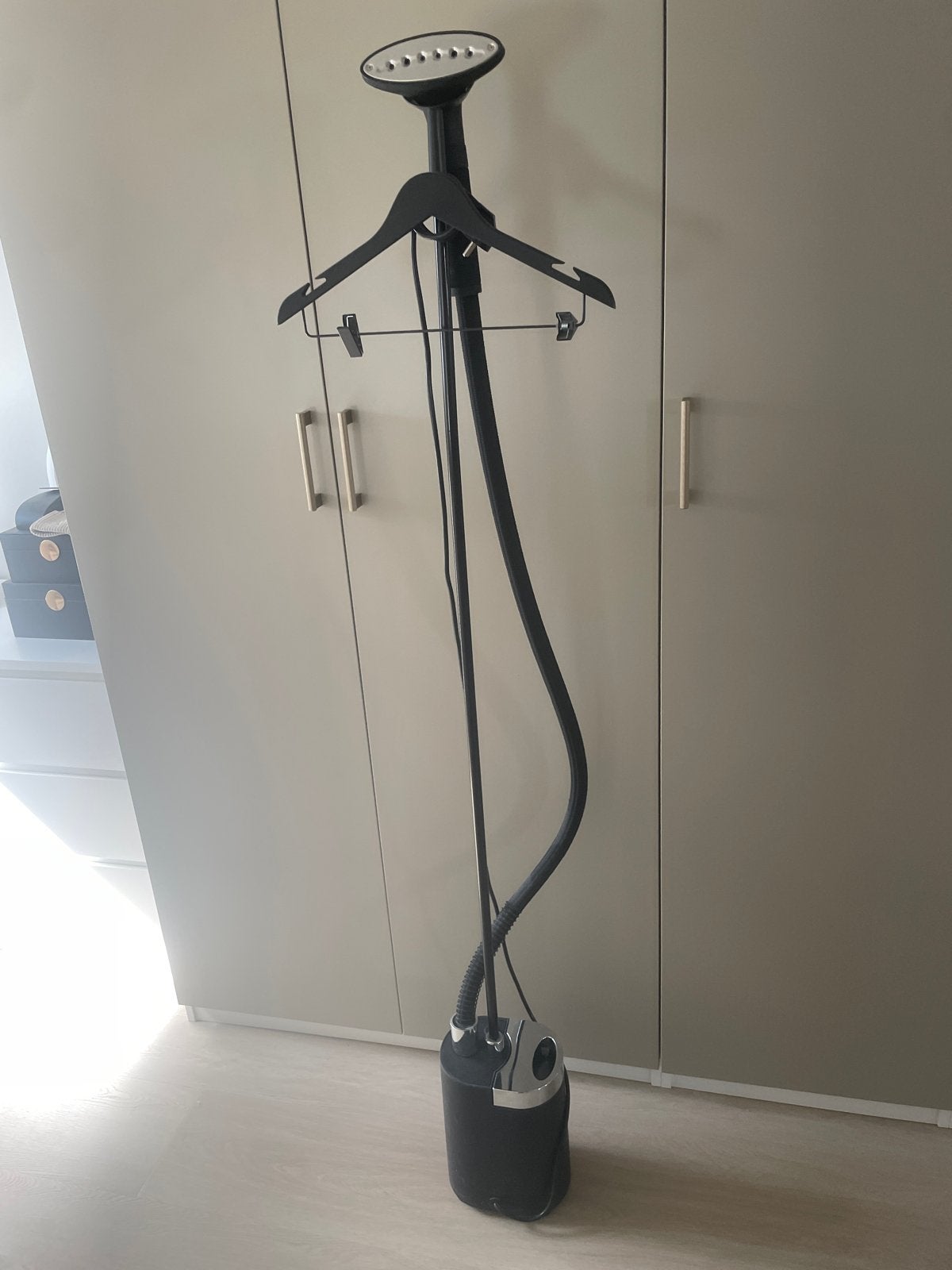 SteamOne kledingstomer met toebehoren, Witgoed en Apparatuur, Ophalen of Verzenden, Zo goed als nieuw