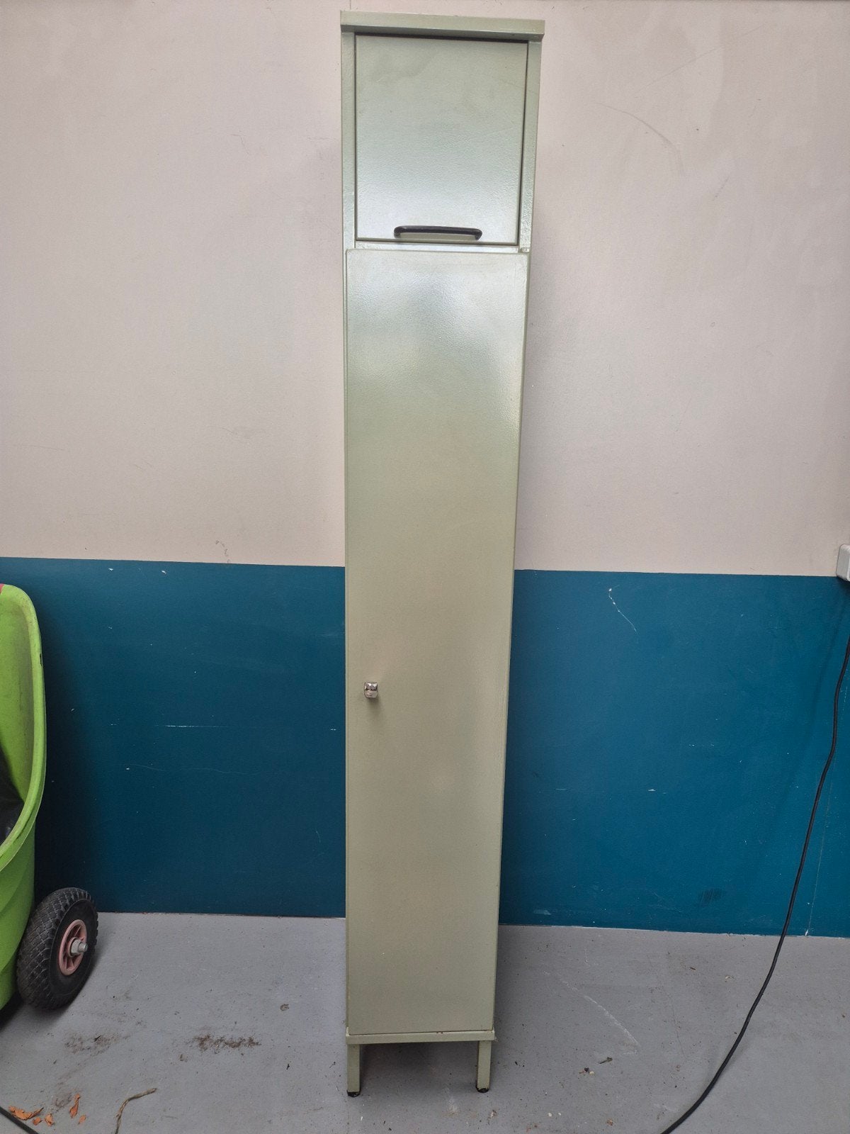Oude locker, Huis en Inrichting, Kasten | Lockerkasten, Ophalen, Gebruikt