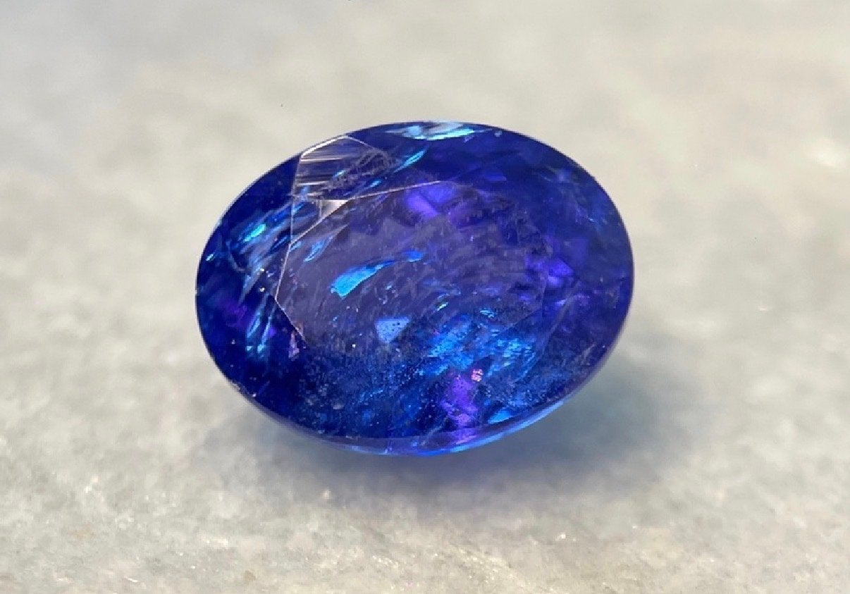 Natuurlijke Tanzaniet 6.51 ct – Diep Blauwe Edelsteen, Ophalen of Verzenden, Zo goed als nieuw