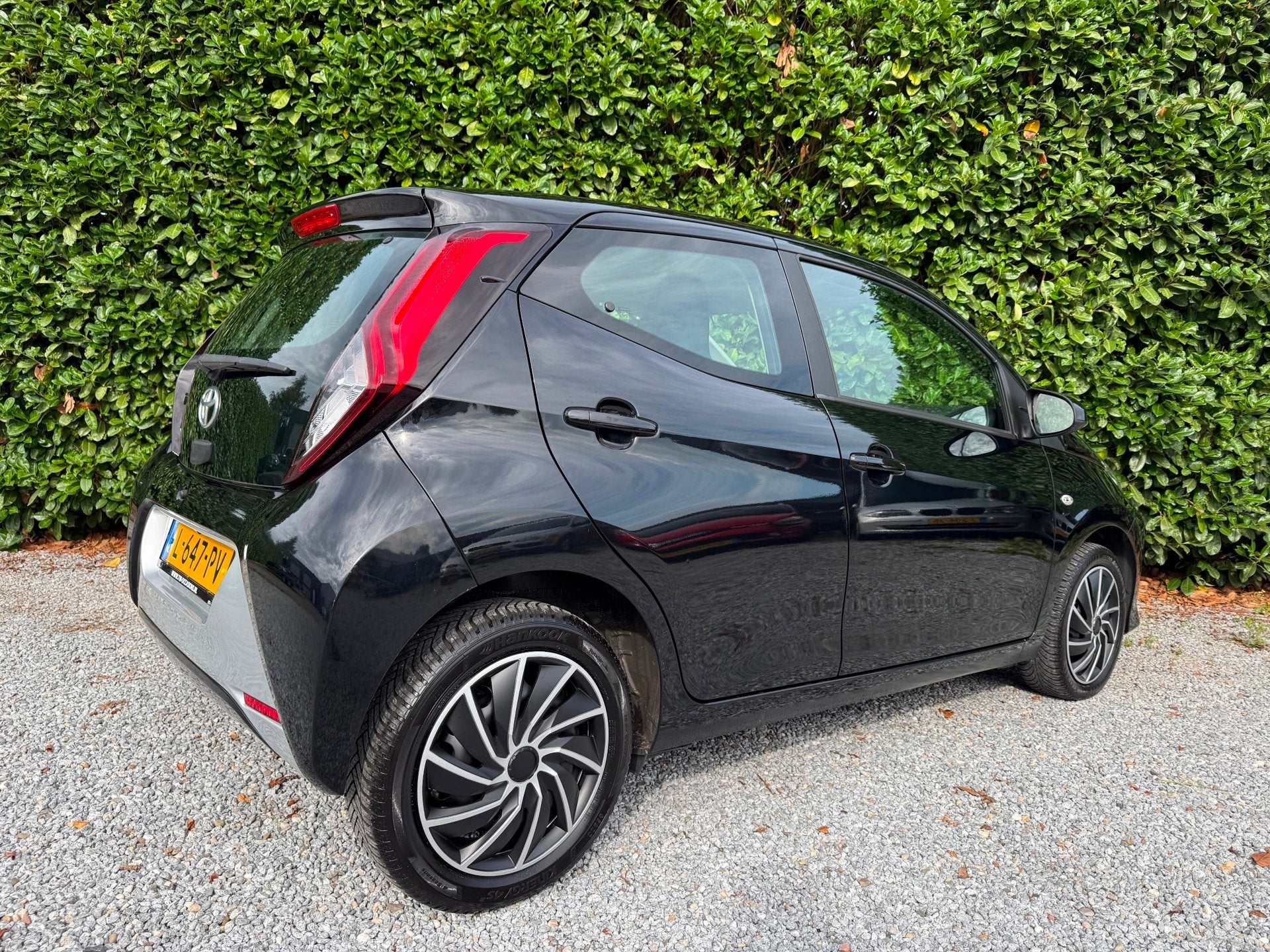 Toyota Aygo 1.0 VVT-i x-play limited |CARPLAY|CAMERA|AIRCO, Voorwielaandrijving, Stof, Gebruikt, Euro 6