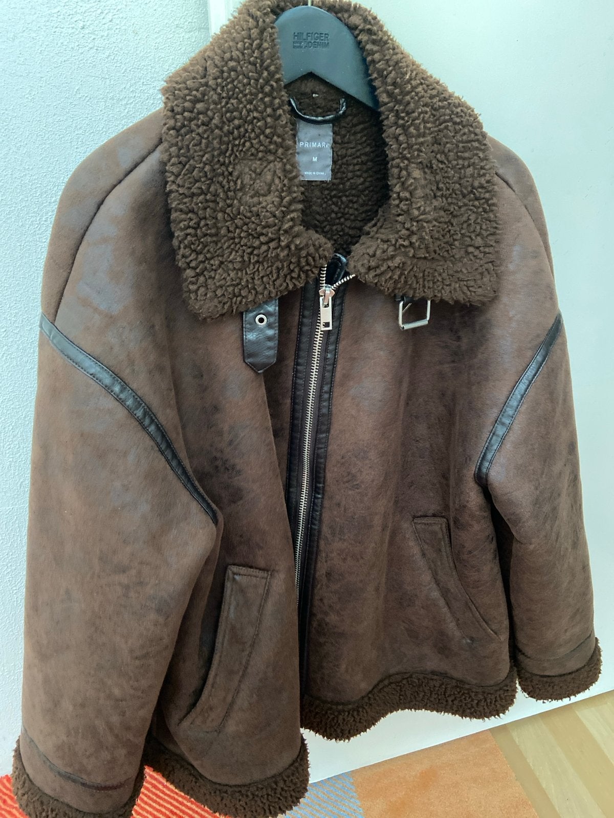 Primark bruine shearling jas maat M, Ophalen of Verzenden, Zo goed als nieuw, Maat 38/40 (M), Bruin