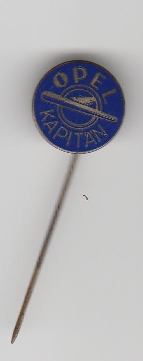 emaille speld Opel Kapitan of Olympia, Verzenden, Zo goed als nieuw, Merk