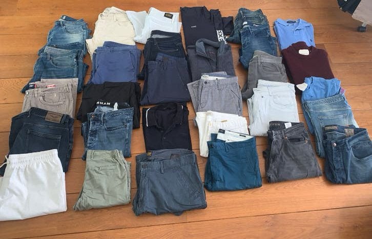 Grote partij heren  merkkleding  35 stuks, Kleding | Heren, Spijkerbroeken en Jeans, Ophalen of Verzenden, Zo goed als nieuw, Overige kleuren