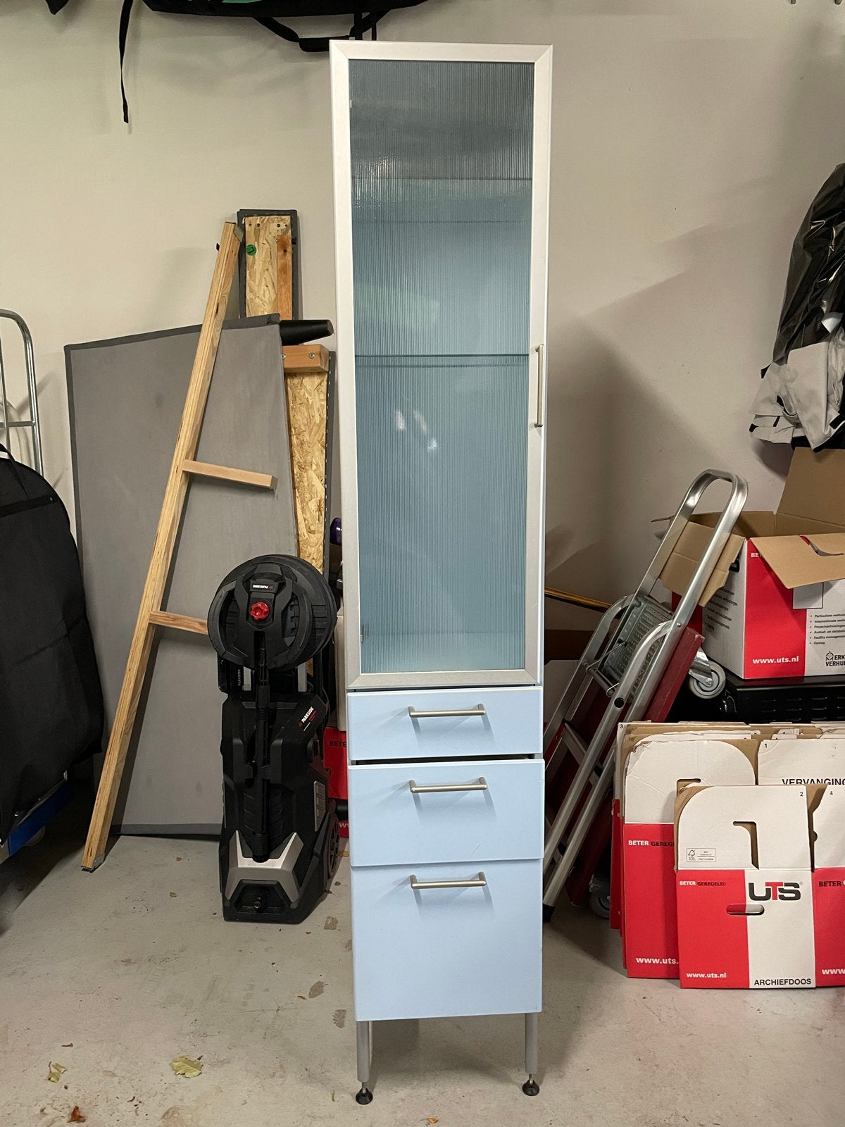 IKEA Badkamermeubel met lades en glazen deur, Huis en Inrichting, (Half)hoge kast, Minder dan 50 cm, Gebruikt, 200 cm of meer