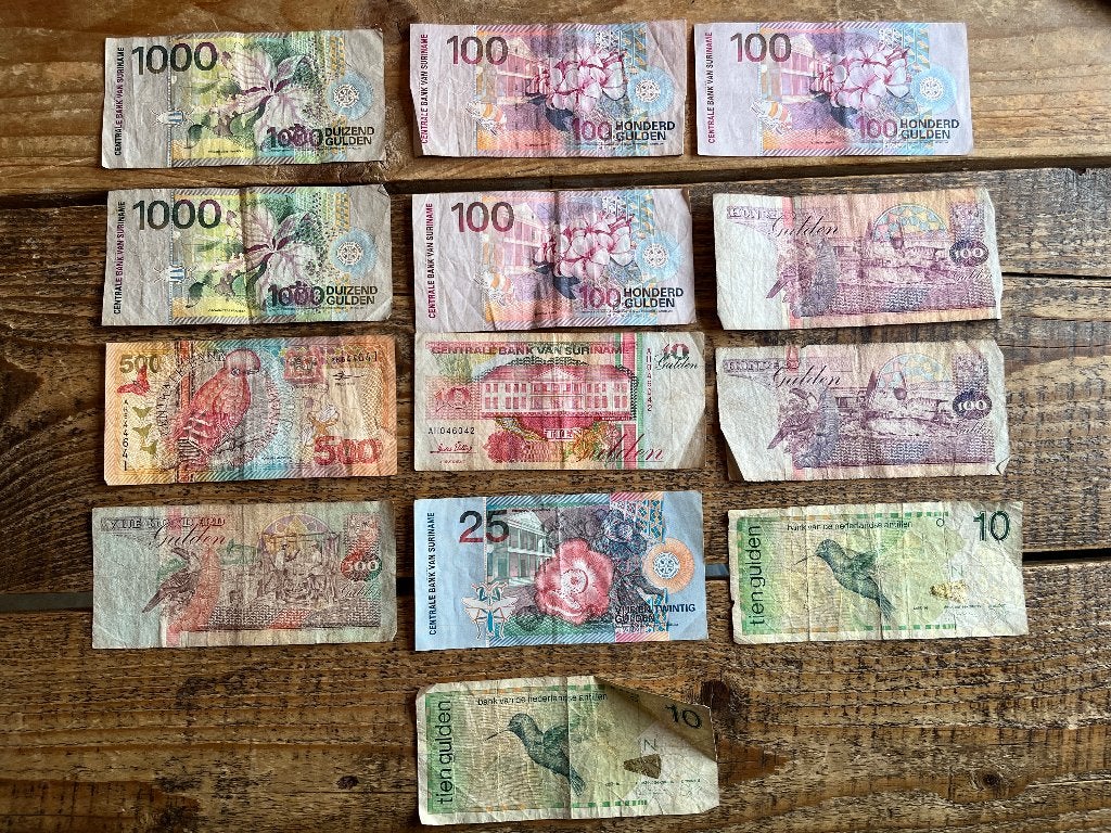 13 Surinaamse en Antilliaanse Gulden Bankbiljetten, Ophalen of Verzenden, Overige landen, Setje