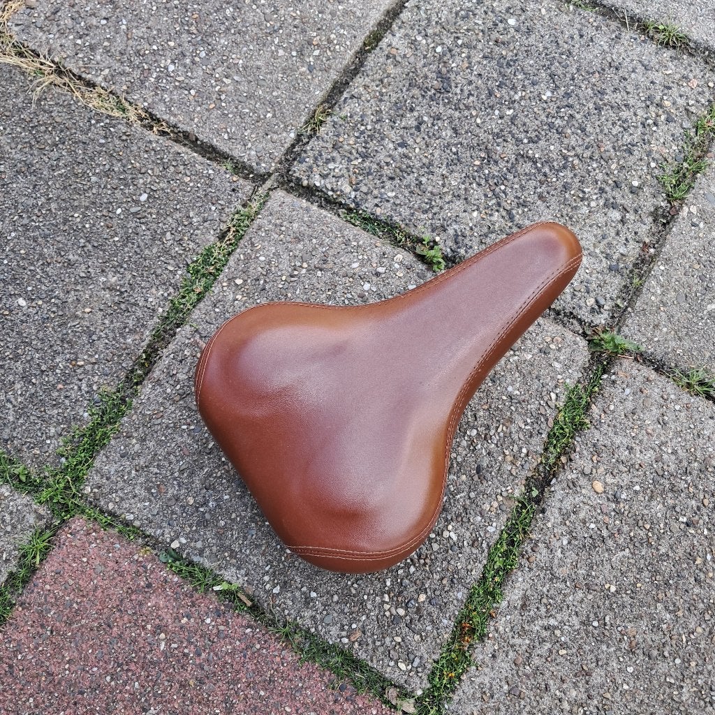 Zgan fietszadel, Ophalen, Zo goed als nieuw, Zadel, Overige materialen