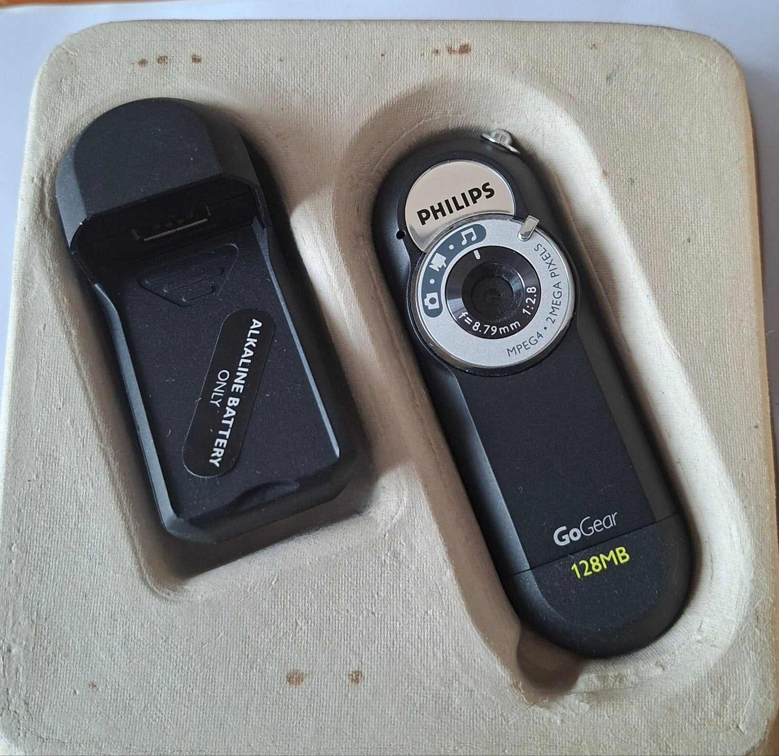 Philips digitale cancorder 128 mb., Overige merken, Mini dv, 20x of meer, Nieuw