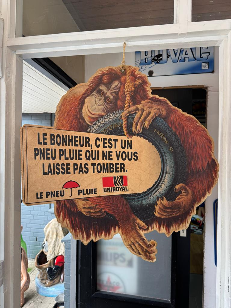 Vintage Uniroyal reclamebord - Orang-oetan met band, Ophalen, Reclamebord, Gebruikt, .