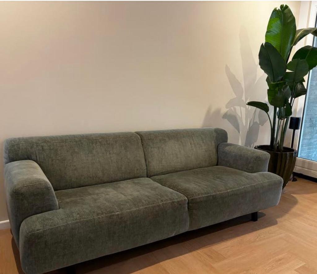 Bolton bank van Cartel Living met hocker, Huis en Inrichting, Banken | Bankstellen, Ophalen, 75 tot 100 cm, Stof, 200 tot 250 cm