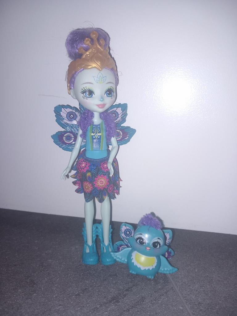 Enchantimals Patter Pauw pop met Flap de Pauw, Ophalen