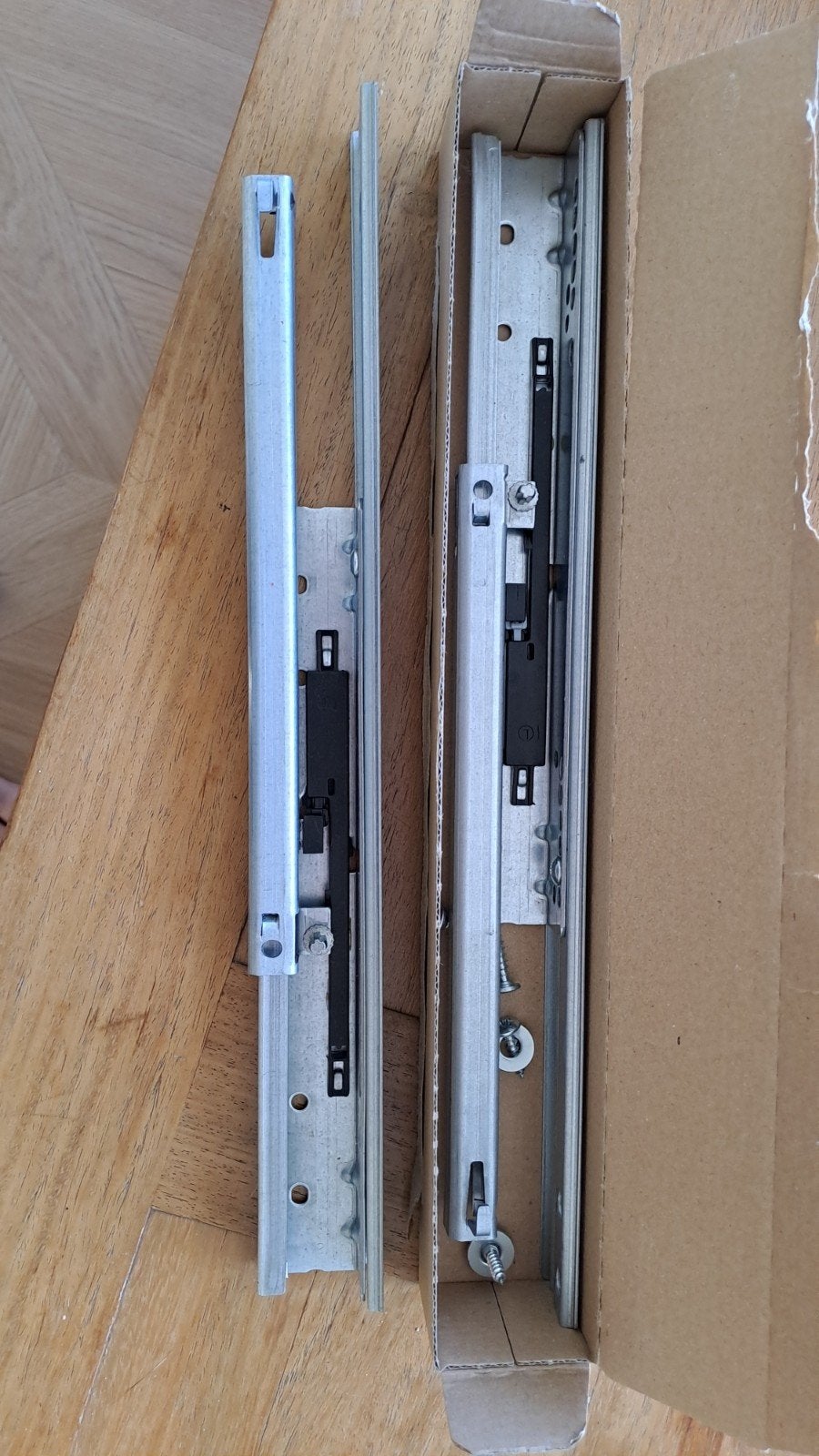 IKEA Besta lade rails, Ophalen, Nieuw