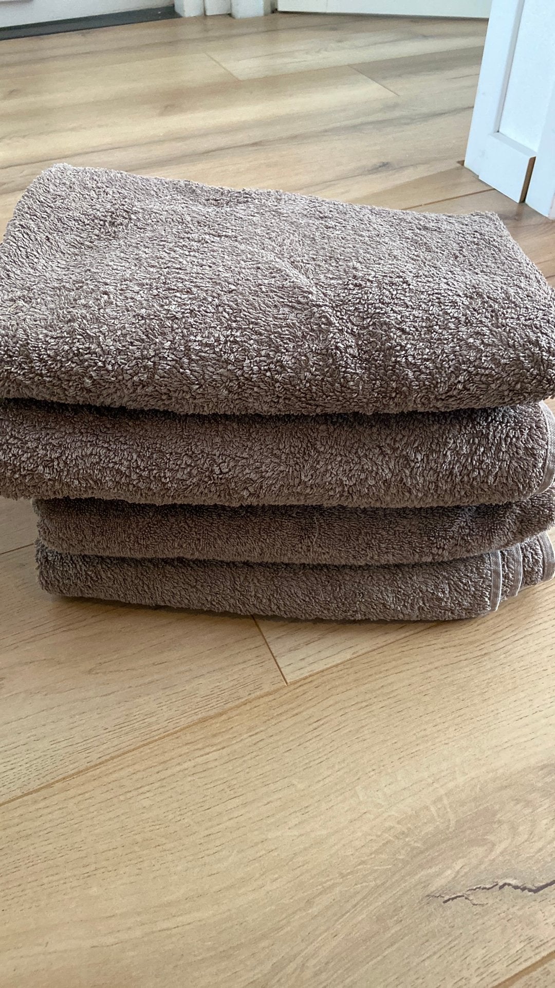 Gratis 4 grote badhanddoeken hema, Ophalen, Zo goed als nieuw, 125 cm of meer, 75 tot 100 cm