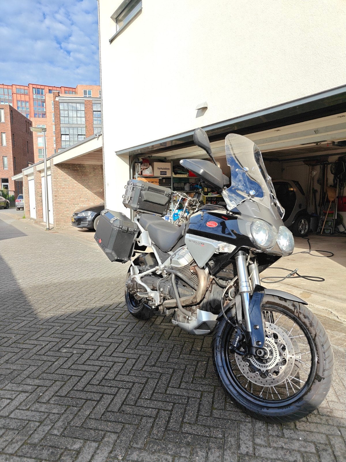 Moto Guzzi Stelvio 1200 ABS HyperPro met kofferset en extras, Motoren, 2 cilinders, Motorrijbewijs A, ABS, Gebruikt
