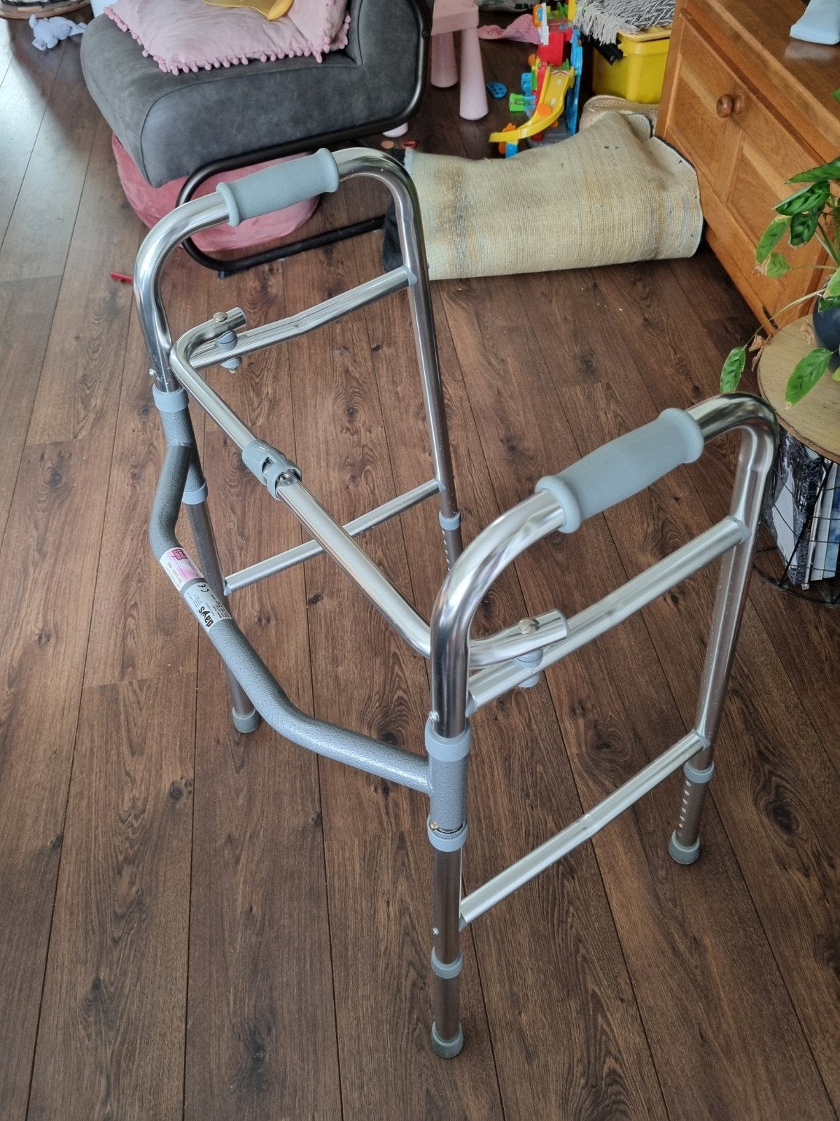 looprek opvouwbaar 6(aluminium), Ophalen, Zo goed als nieuw