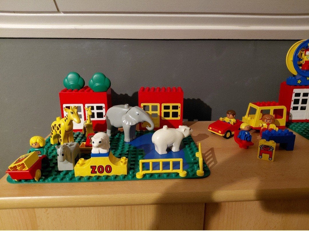 Duplo diverse uitgebreide thema's zoo/circus/huisjes/2 plate, Ophalen of Verzenden, Duplo