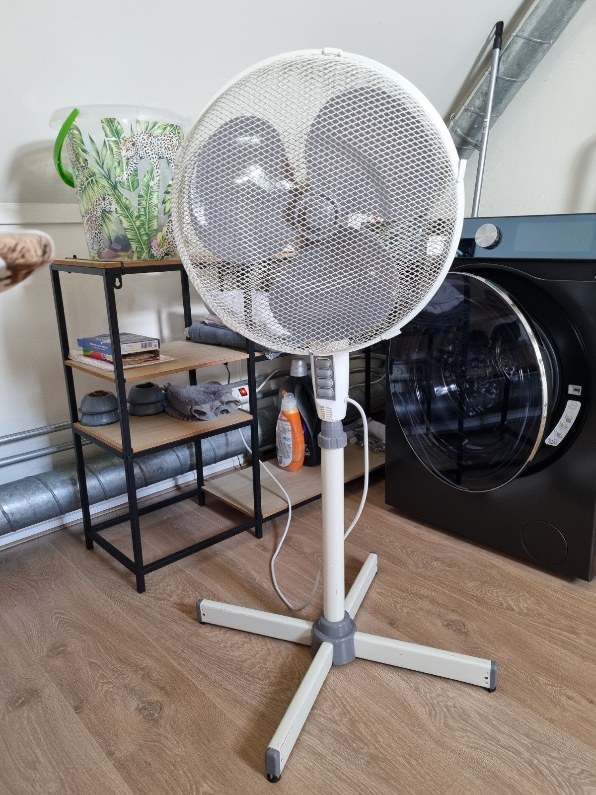 in goede staat, Witgoed en Apparatuur, Ventilatoren, Ophalen of Verzenden, Zo goed als nieuw, Statiefventilator