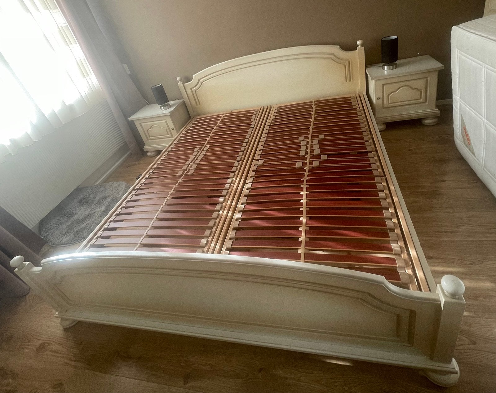 Bed MDF + elektrische bedbodem, Huis en Inrichting, Ophalen, Zo goed als nieuw, Eenpersoons