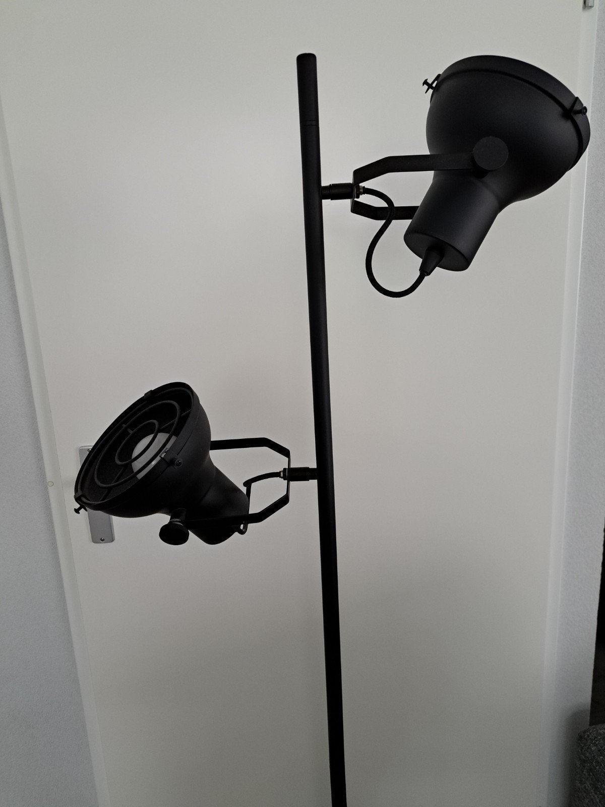 Staande lamp met draaibare spots, Ophalen, Gebruikt, Metaal, 150 tot 200 cm