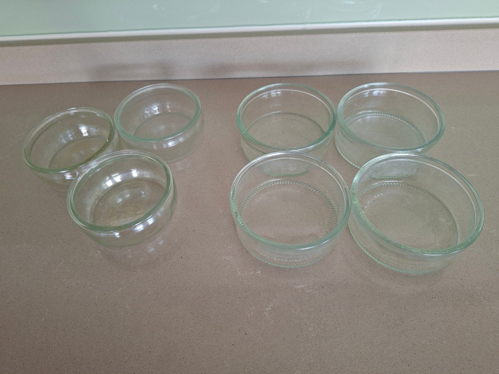 Set van 7 lage glazen schaaltjes/prijs voor set, Gebruikt, Schaal, Rond, Ophalen of Verzenden