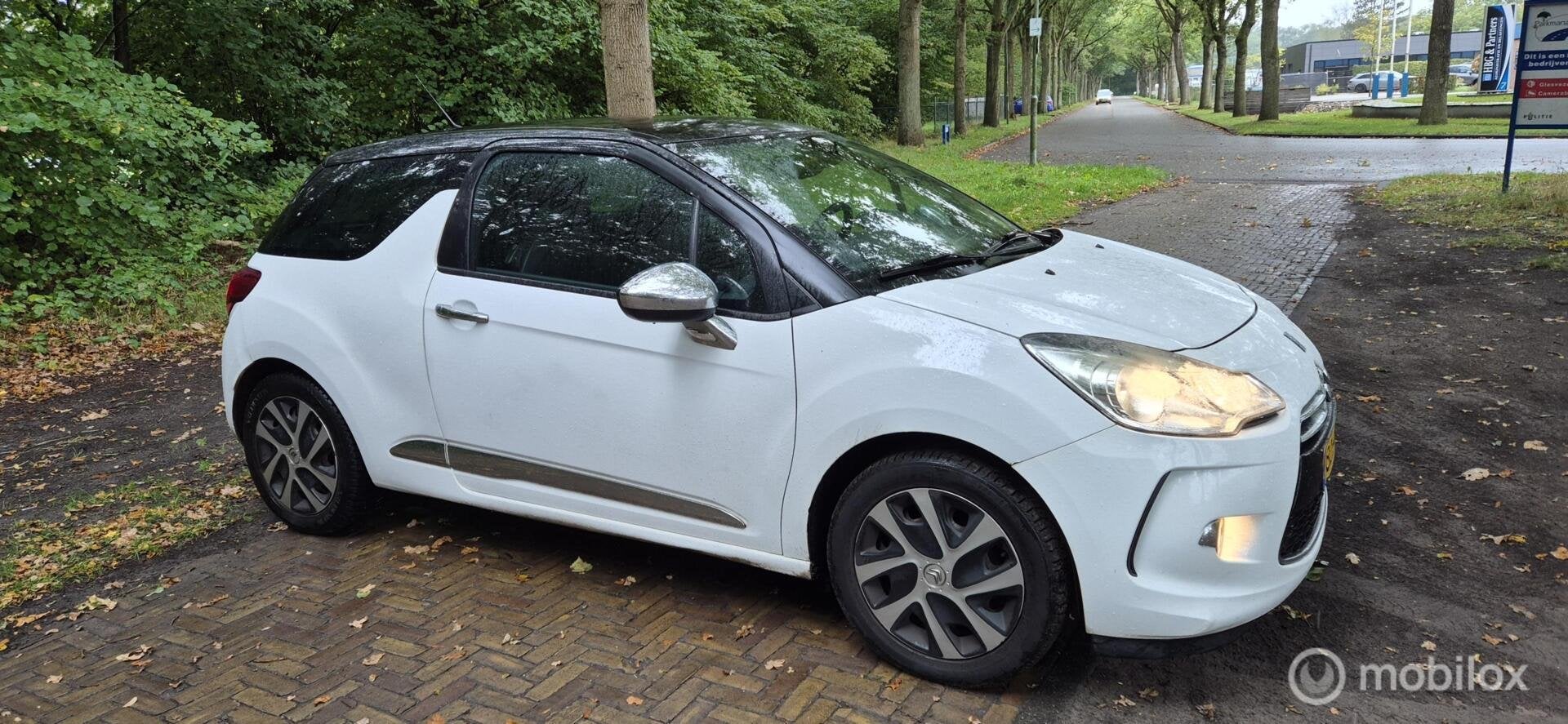 Dealer Onderhouden Citroen DS3 1.6 e-HDi So Chic ZEER Zuinig, Auto's, Voorwielaandrijving, Stof, Gebruikt, Verwarmde buitenspiegels