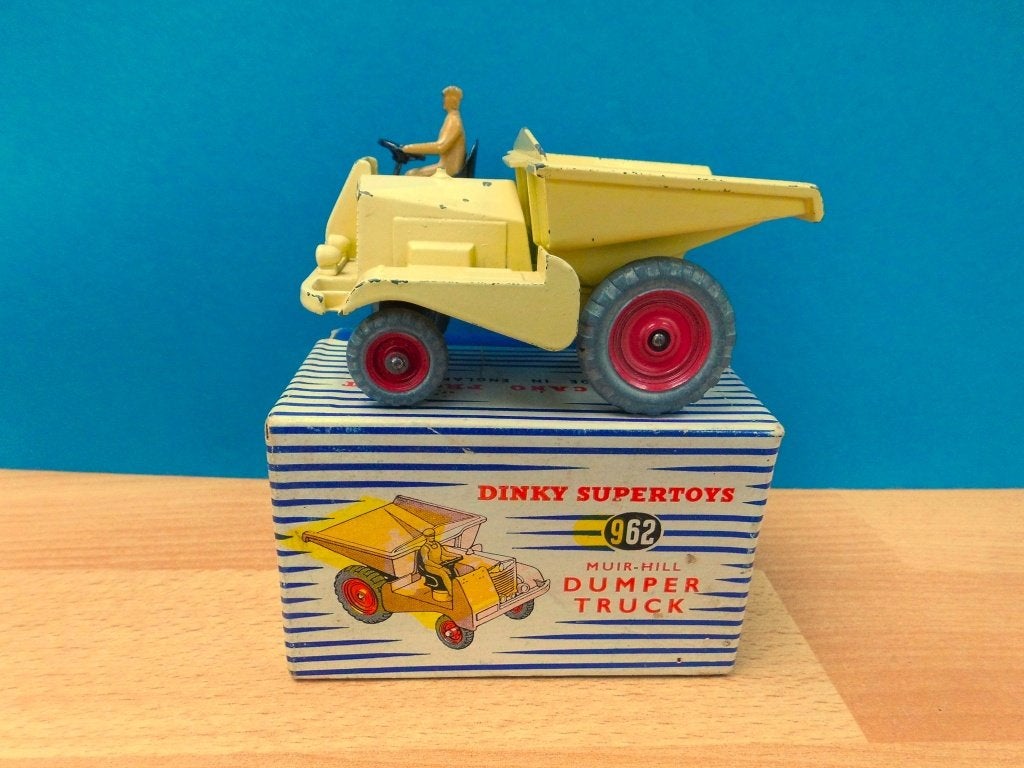 DINKY TOYS No. 962 MUIR HILL DUMPER TRUCK MET DOOS, Ophalen of Verzenden, Zo goed als nieuw, Overige typen, Dinky Toys