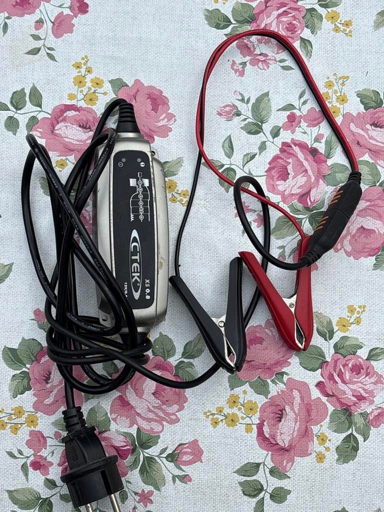 CTEK XS 0.8 Acculader Druppellader Motor Scooter Auto, Auto-onderdelen, Accu's en Toebehoren, Ophalen of Verzenden, Gebruikt, Universele onderdelen