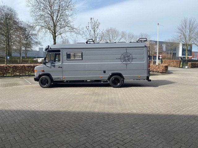 Uniek geheel zelfgebouwde Mercedes Camper Vario 611d, Automaat, Chemisch toilet, Buscamper of Camperbus, Mercedes-Benz