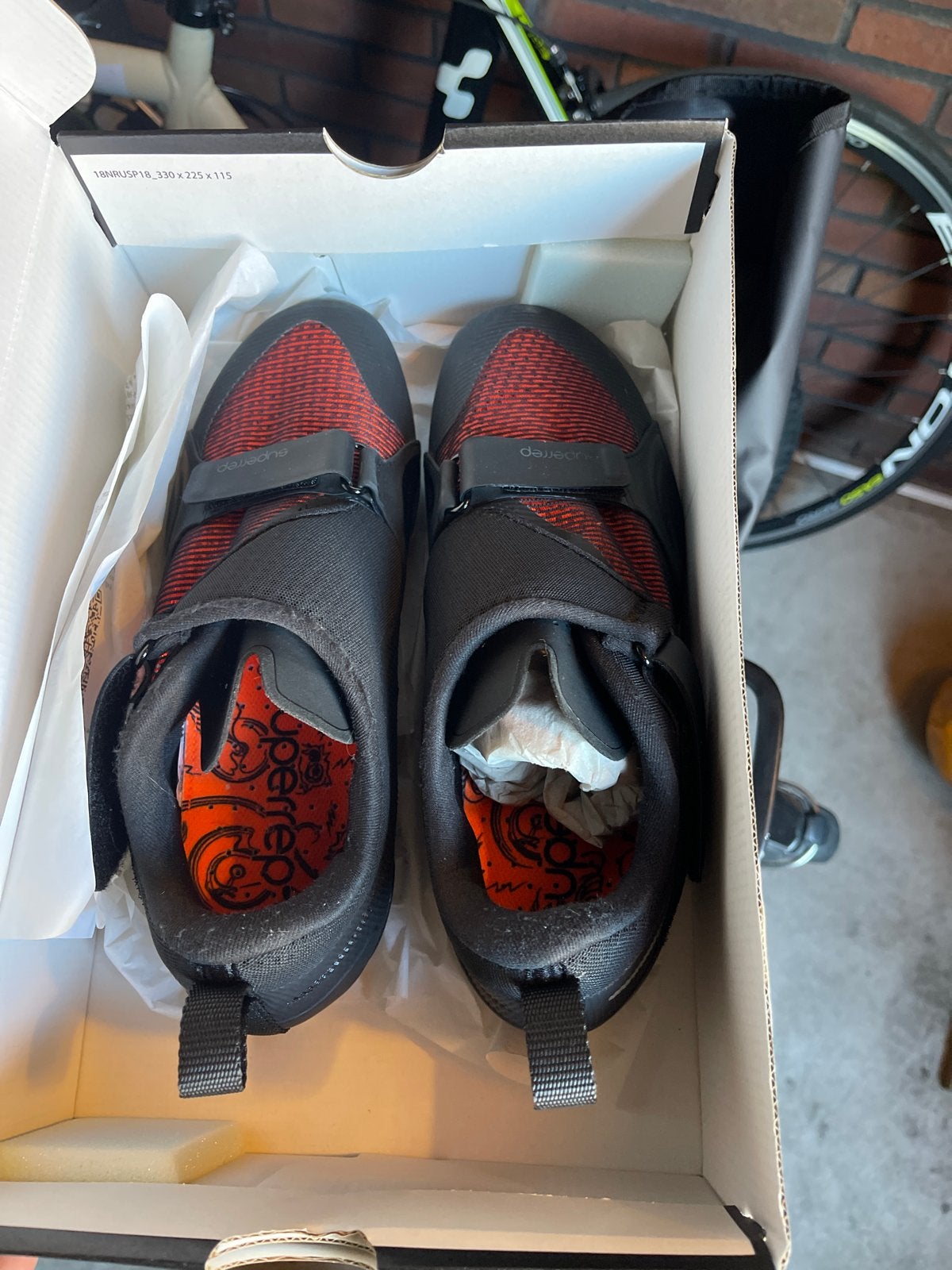 Nike Air Winflo Shield Fietsschoenen, Ophalen of Verzenden, Nieuw, Zwart, Sneakers of Gympen