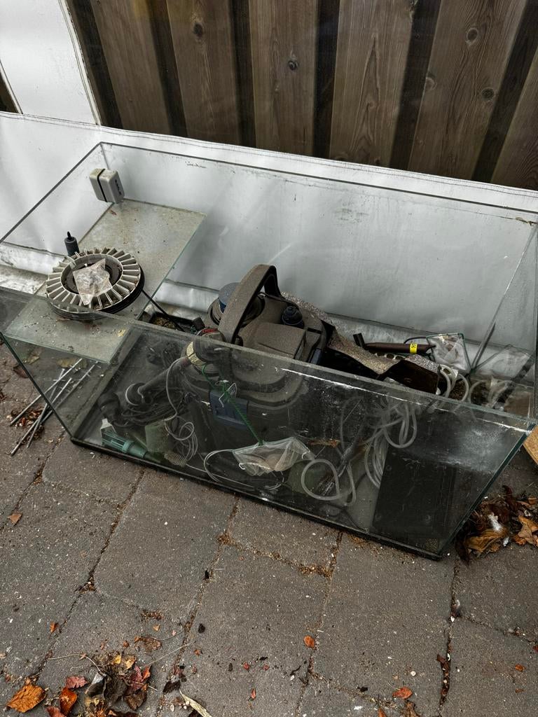 Aquarium met toebehoren, Dieren en Toebehoren, Vissen | Aquaria en Toebehoren, Ophalen, Gebruikt, Leeg aquarium