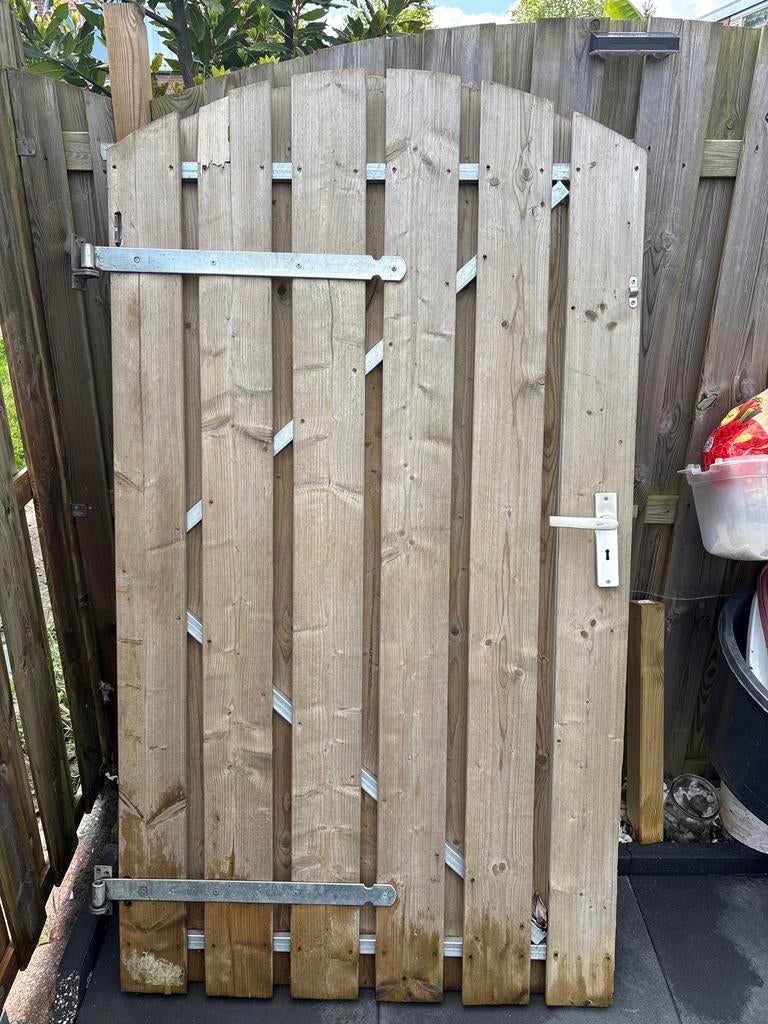 Houten Tuinpoort met stalen binnenwerk- Gebruikt, Ophalen of Verzenden, Zo goed als nieuw, Draaipoort, 150 tot 200 cm