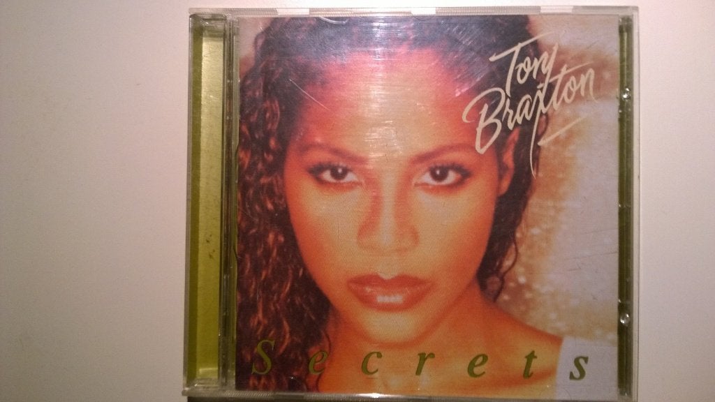 Toni Braxton - Secrets, Ophalen of Verzenden, Zo goed als nieuw, Soul, Album