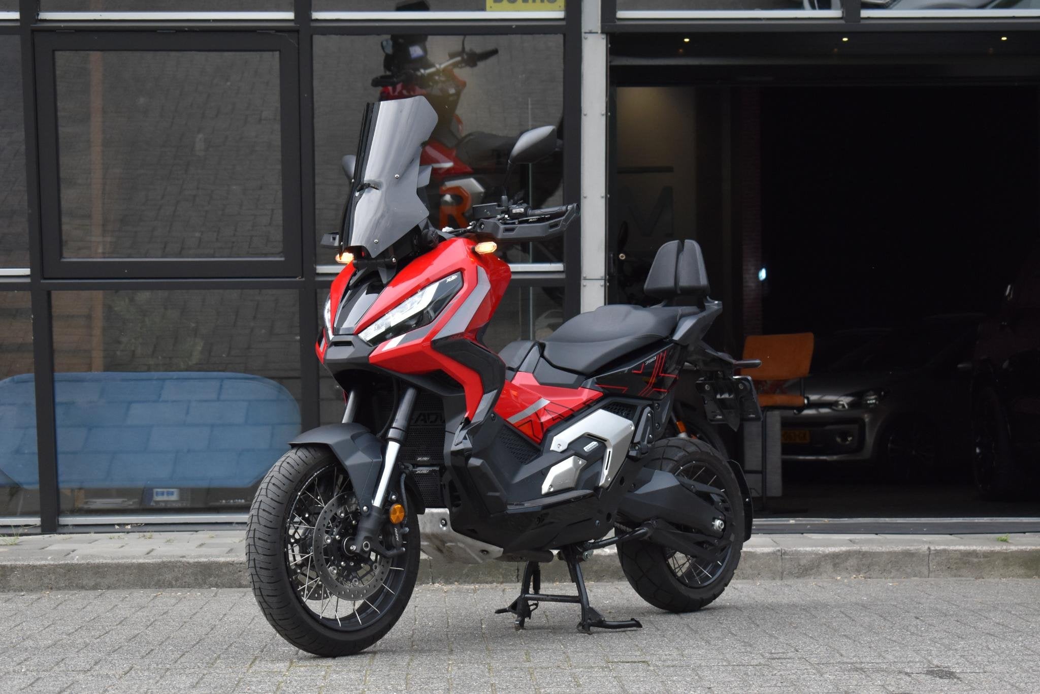 Honda NC 750 X-ADV, Motoren, Motoren | Honda, Scooter, Rivium Boulevard 222-11
2909 LK  Capelle aan den Ijssel, NL, 745 cc, Bedrijf