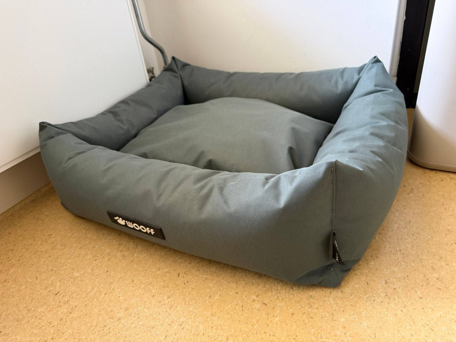 Wooff Mand Cocoon M All Weather Agavegroen, Ophalen, Gebruikt, Polyester