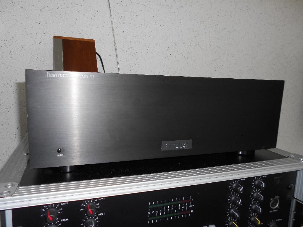 harman/kardosignature 1.3, Audio, Tv en Foto, Versterkers en Receivers, Ophalen, Zo goed als nieuw, 120 watt of meer, Overige merken