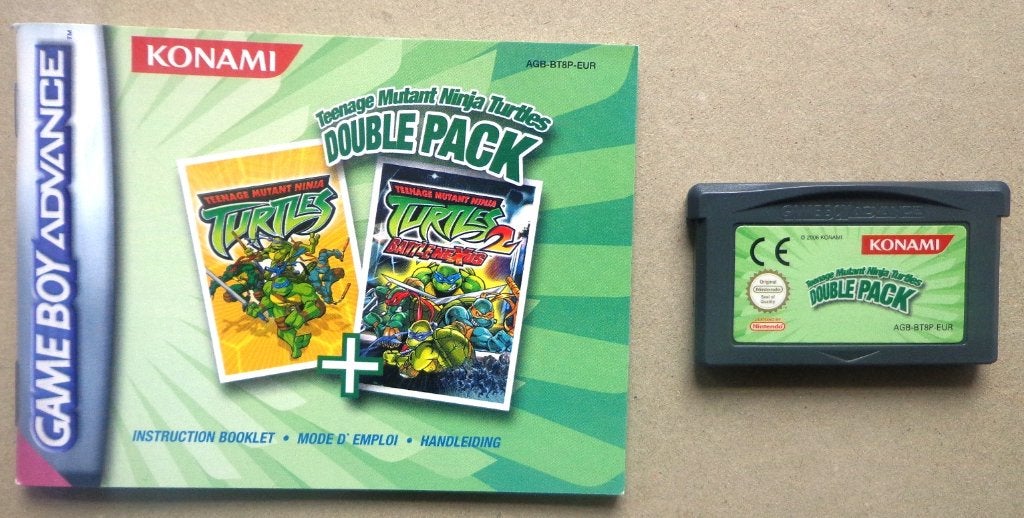 Teenage Mutant Ninja Turtles Double Pack Gameboy  + boekje, Spelcomputers en Games, Avontuur en Actie, Gebruikt, 1 speler, Ophalen of Verzenden