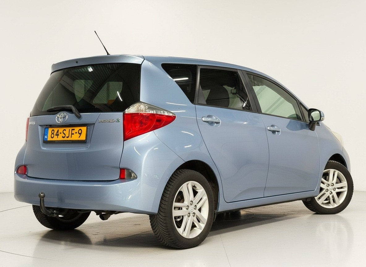 Toyota Verso-S 1.3 VVT-i Dynamic Automaat Camera Trekhaak, Euro 5, Gebruikt, 4 cilinders, Blauw