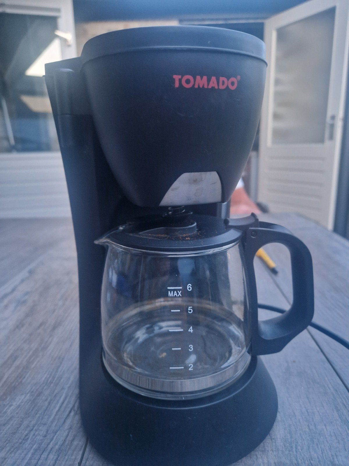 Tomado koffiezetter, Witgoed en Apparatuur, Koffiezetapparaten, Ophalen of Verzenden, Koffiemachine