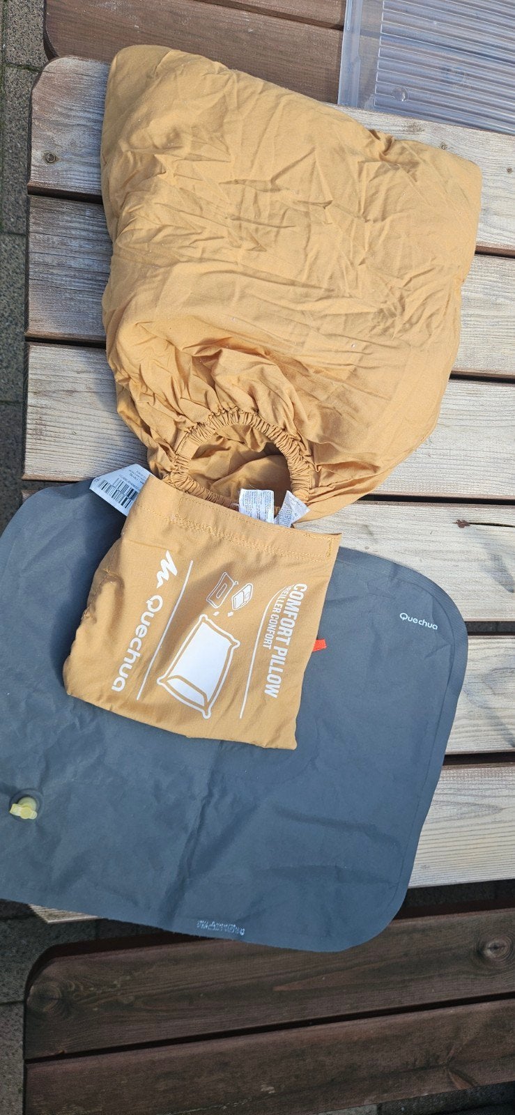 Quechua Comfort Opblaasbaar Kampeerkussen met Kussenovertrek, Ophalen of Verzenden