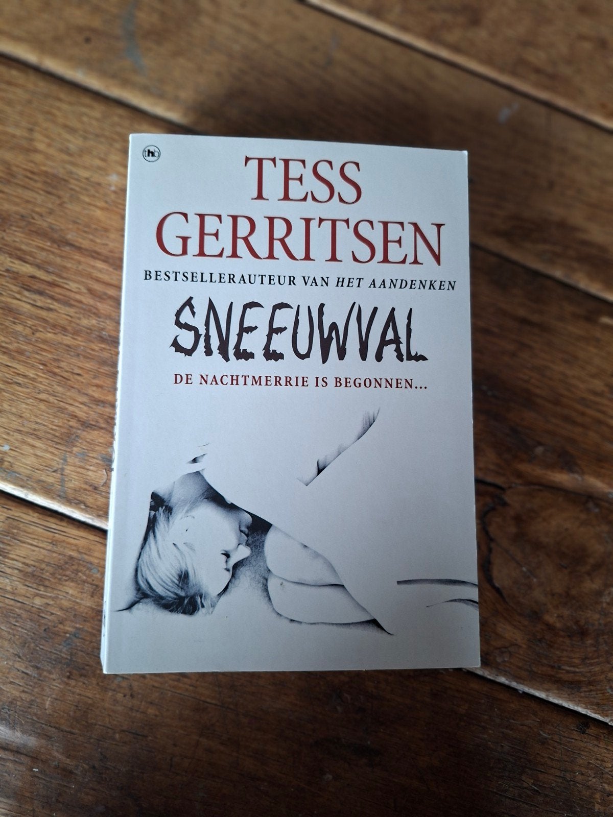 Tess Gerritsen - Sneeuwval, Ophalen of Verzenden, Zo goed als nieuw, Tess Gerritsen