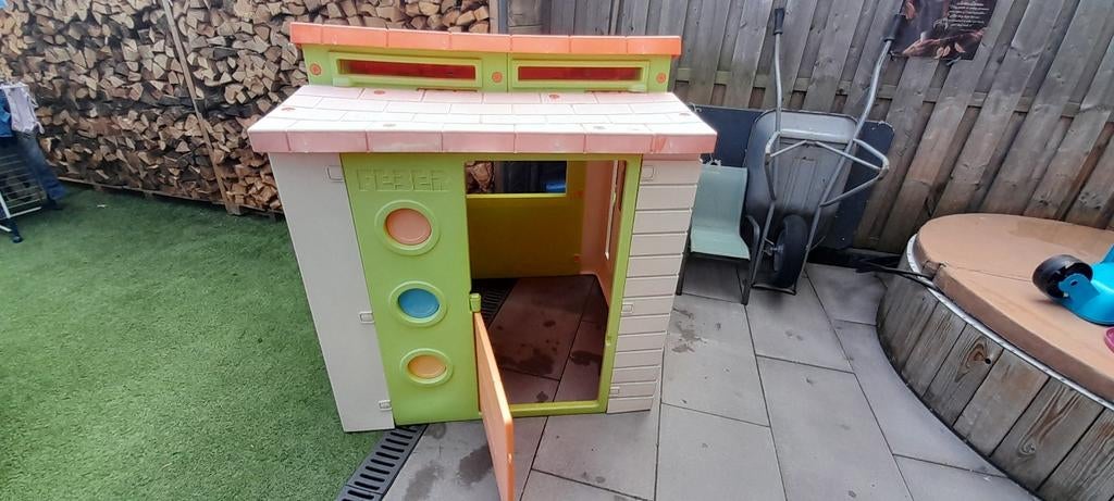 Te koop Feber speelhuisje voor kinderen, Ophalen, Gebruikt, Kunststof